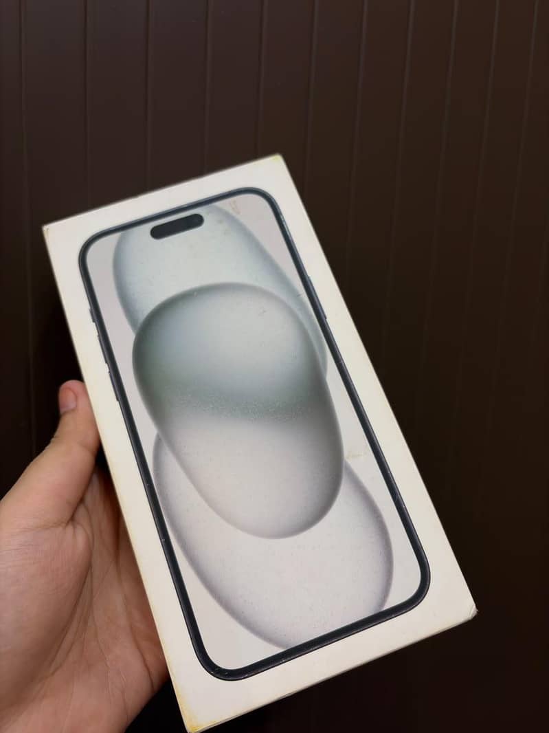 Apple iPhone 15 plus 3