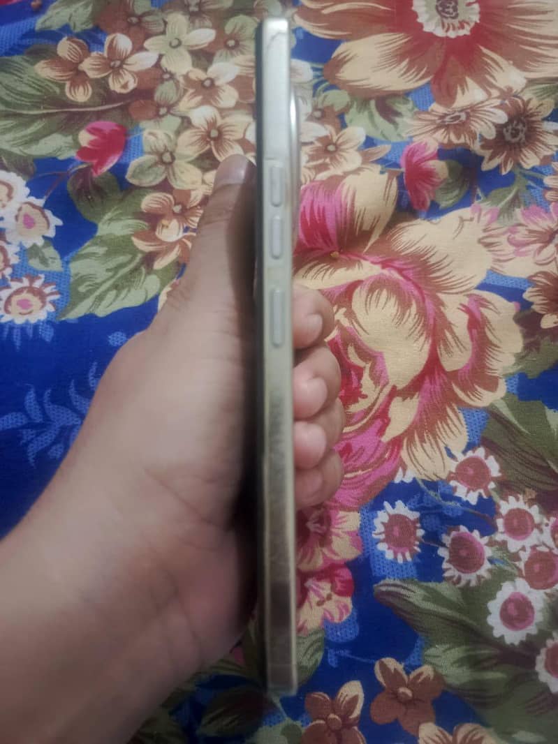 Tecno CAMON 30 8