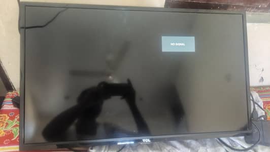 TCL LCD 32' Inch Model L32d3000A