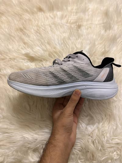 Sports Shoes