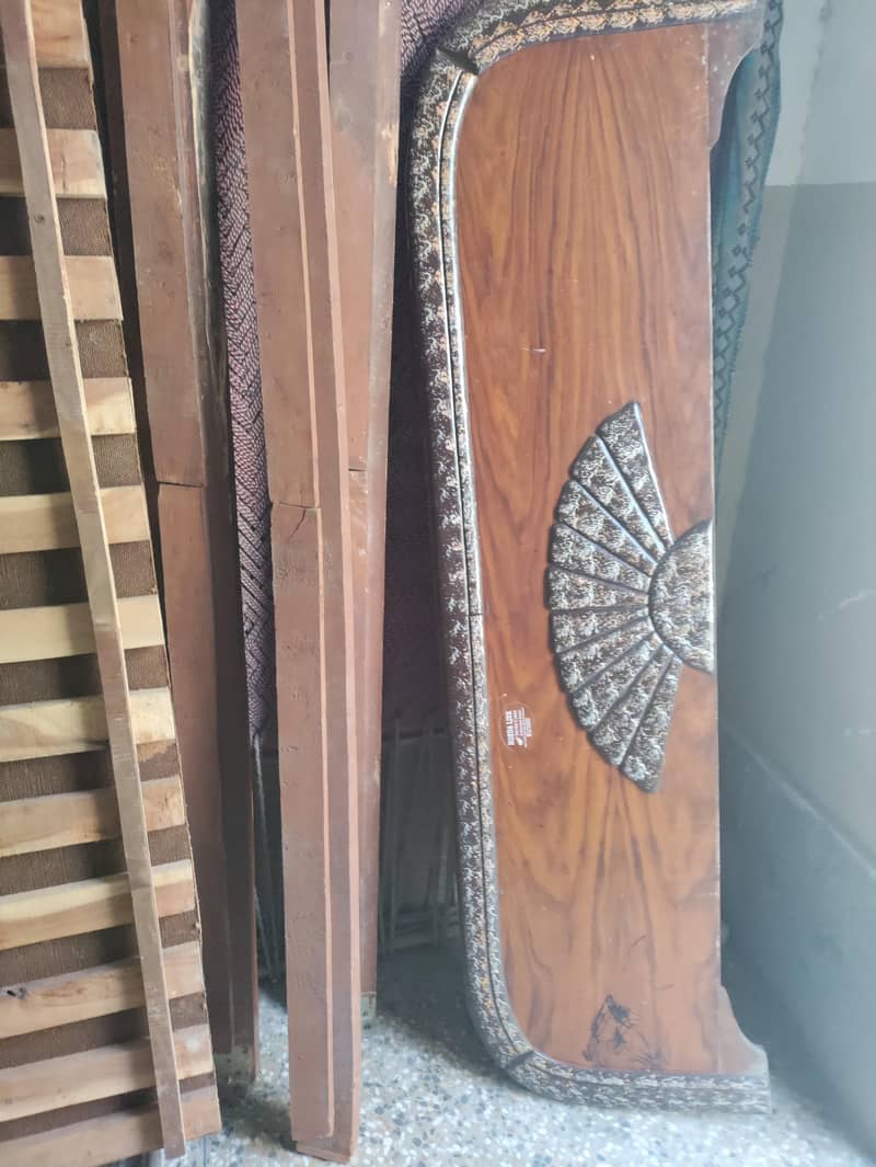 solid wooden bed 1