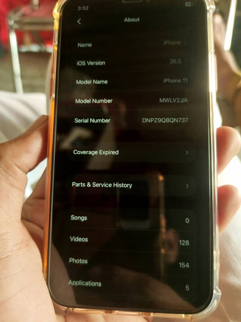 Apple iPhone 11 4