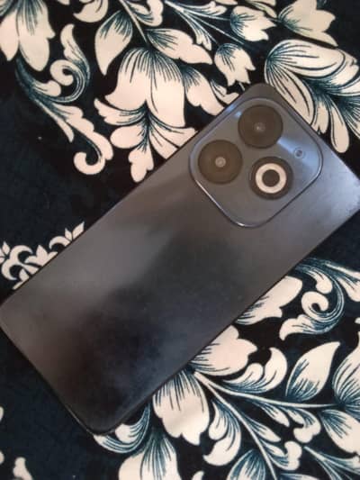 Infinix Smart 8 Pro