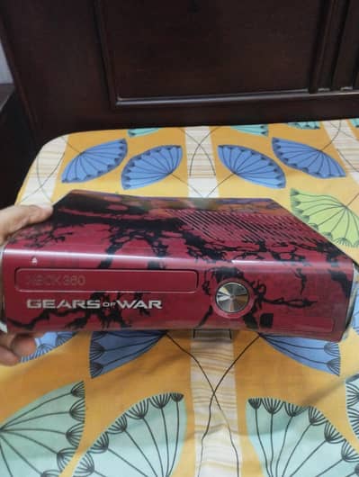 Xbox 360 gear and war