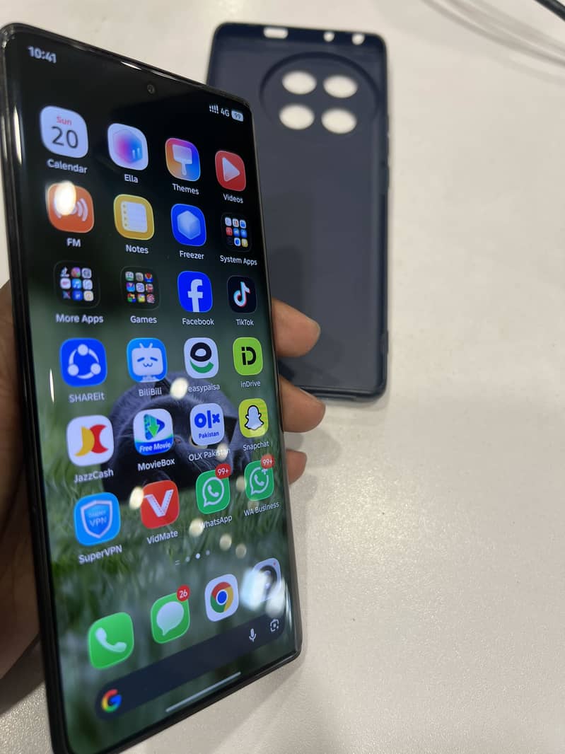 Tecno CAMON 30S 0
