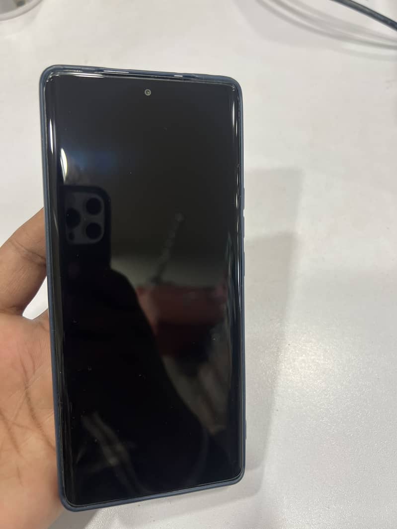 Tecno CAMON 30S 1