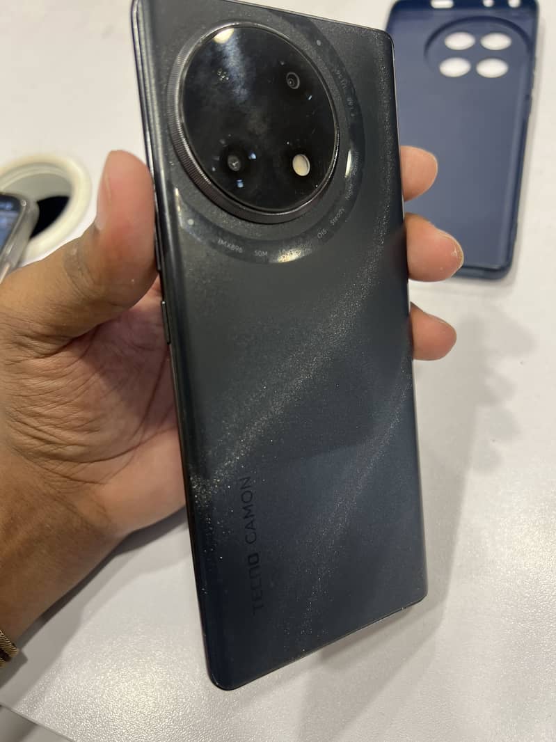 Tecno CAMON 30S 2