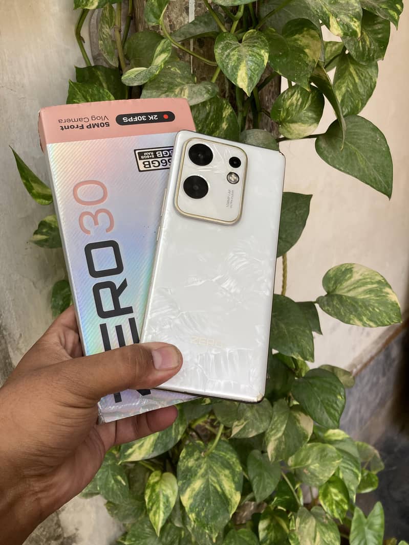 Infinix Zero 30 1