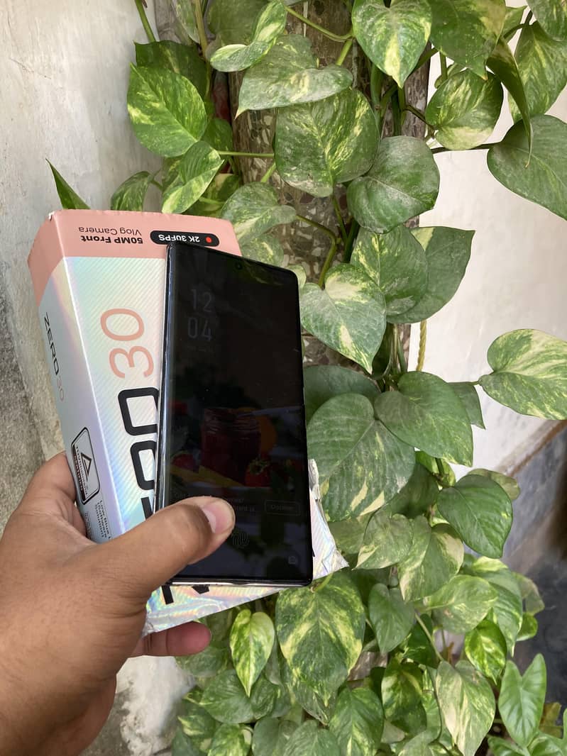 Infinix Zero 30 2