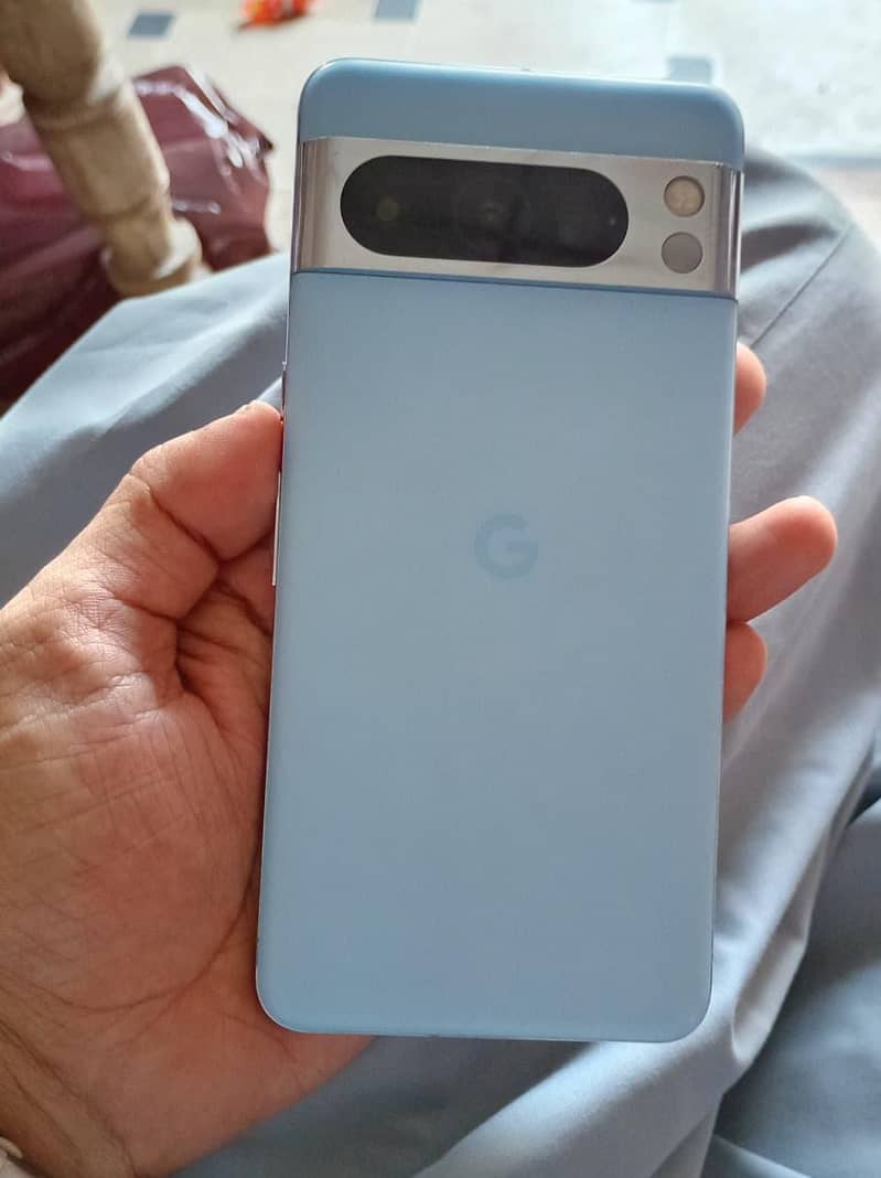 Google Pixel 8 Pro 3