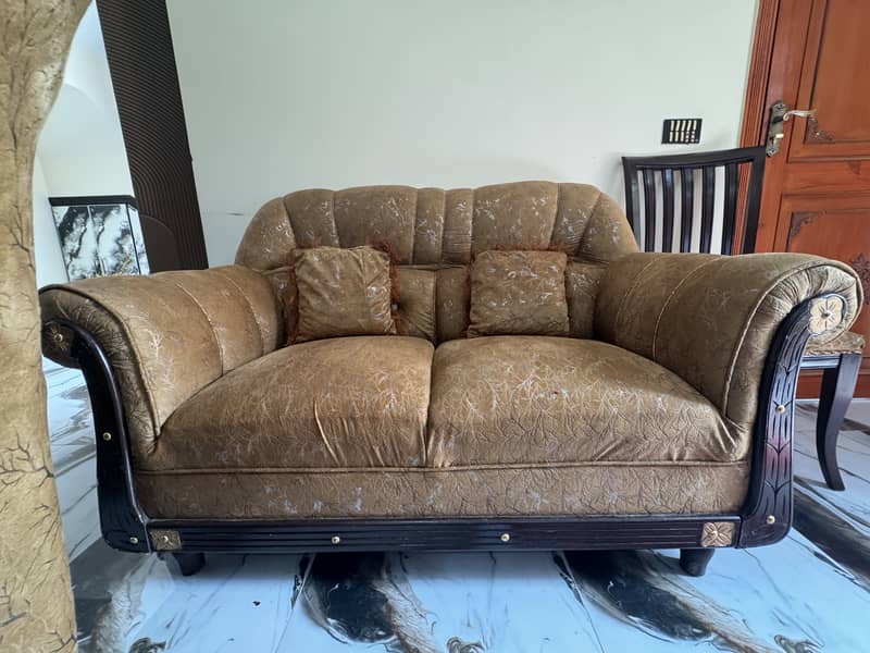 Sofa set 0