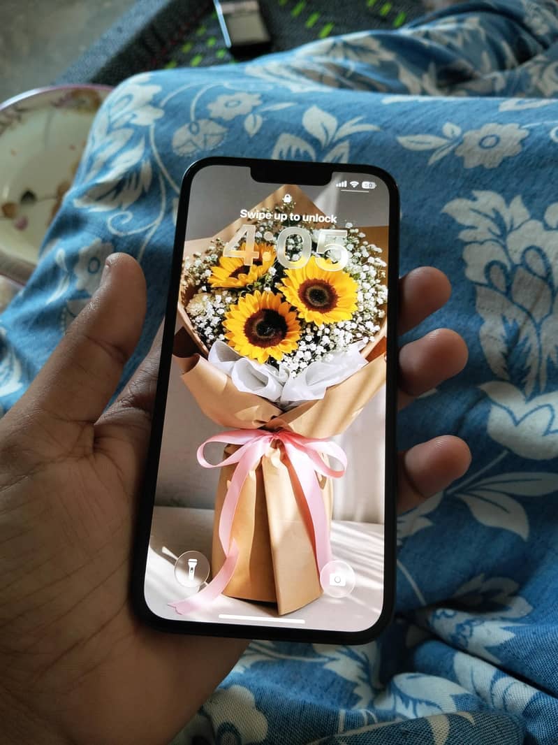 Apple iPhone 13 3