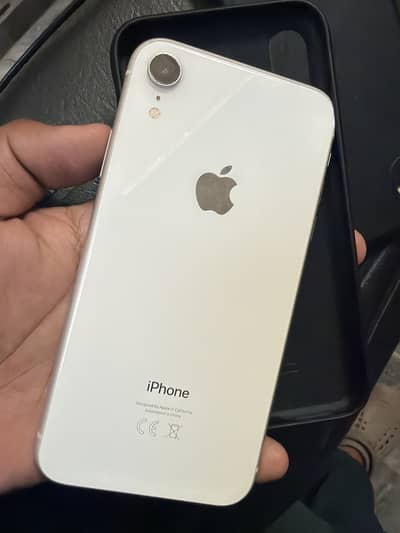 Apple iPhone XR