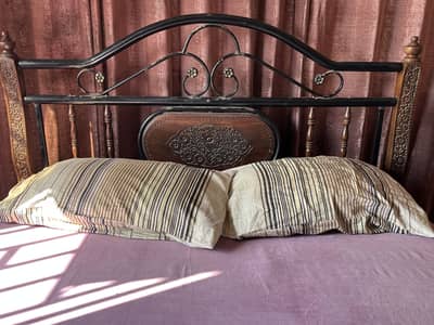 Iron and sheesham bed