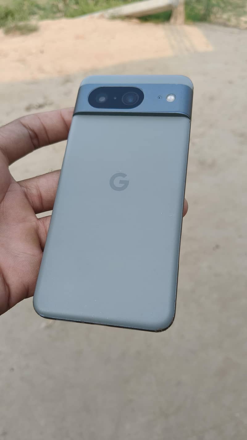 Google Pixel 8 1