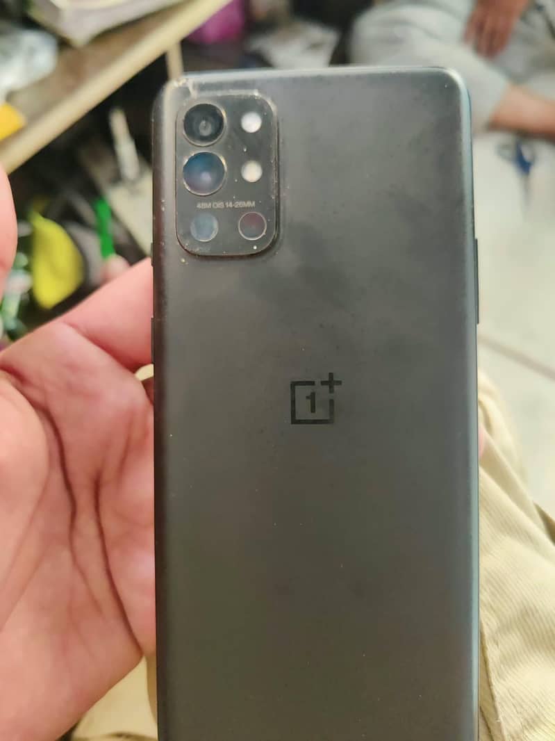 One Plus 9R 4