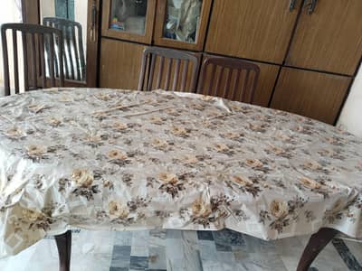 oval dining table with 6 chairs