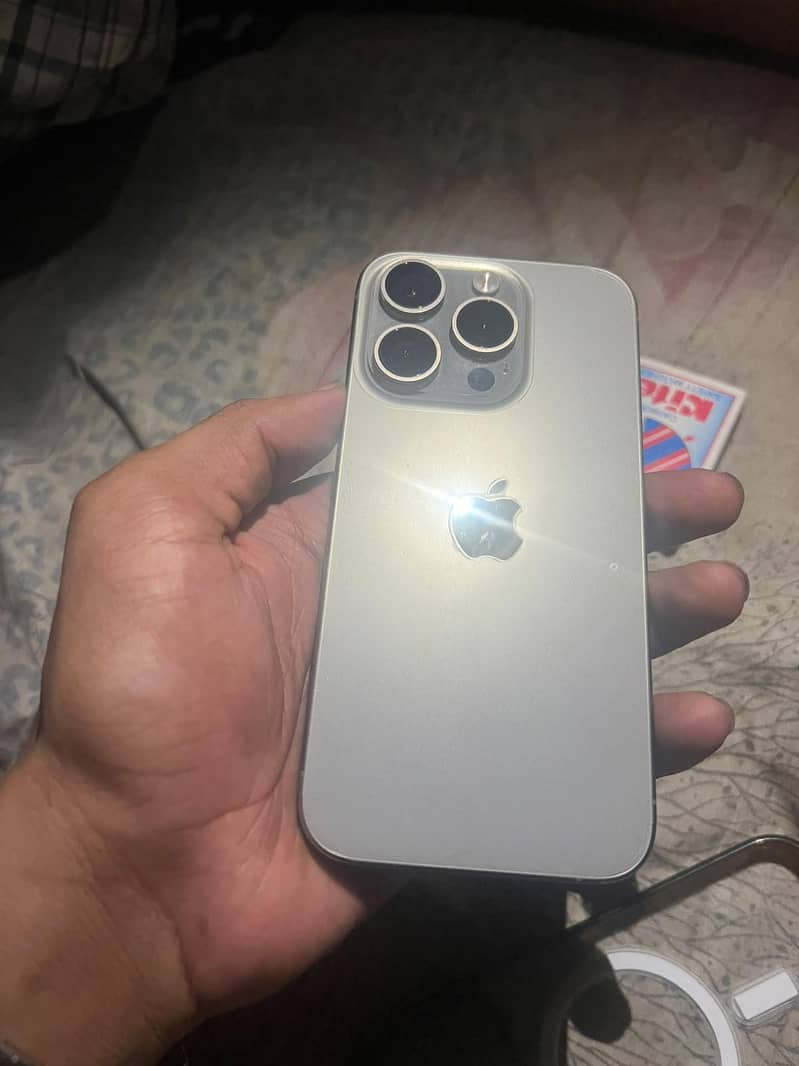 Apple iPhone 15 Pro 1