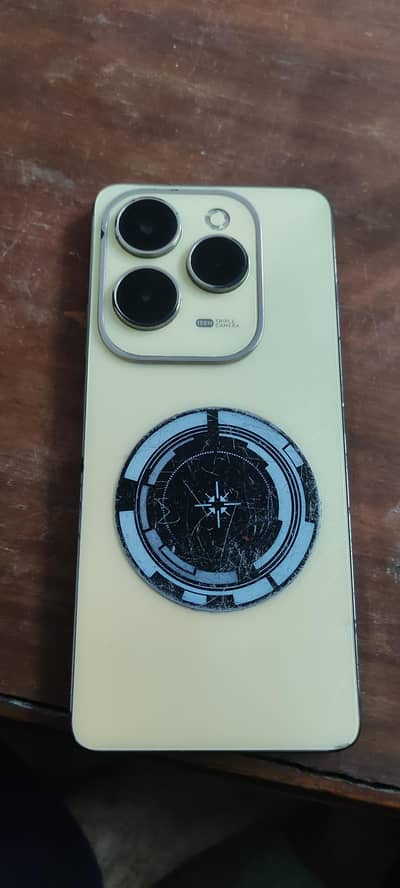 Infinix Hot 40 Pro
