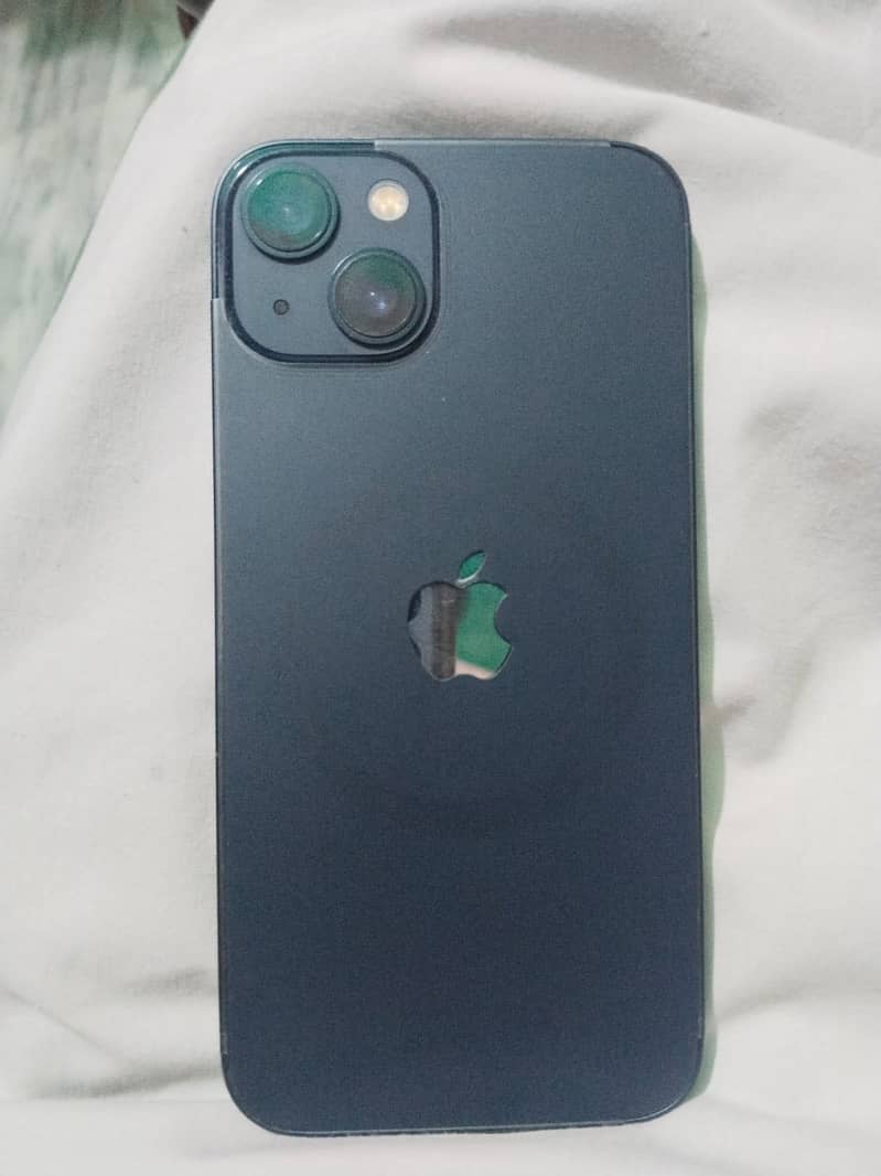 Apple iPhone 13 0
