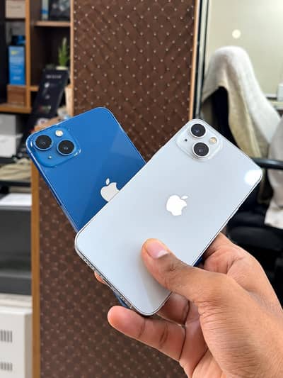 Apple iPhone 13