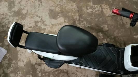 YJ Future Cruise Z9