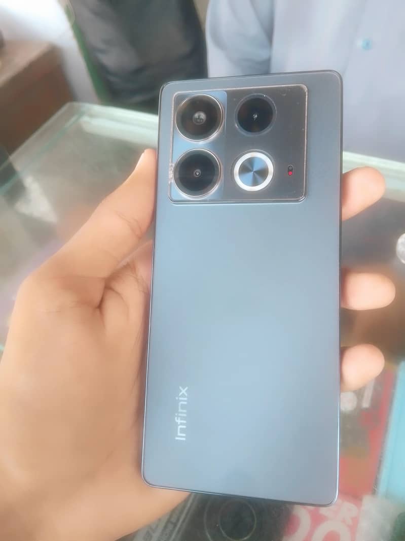 Infinix Note 40 0