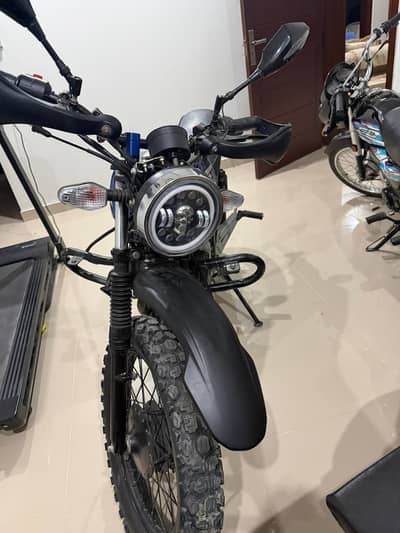 Suzuki 150 modified