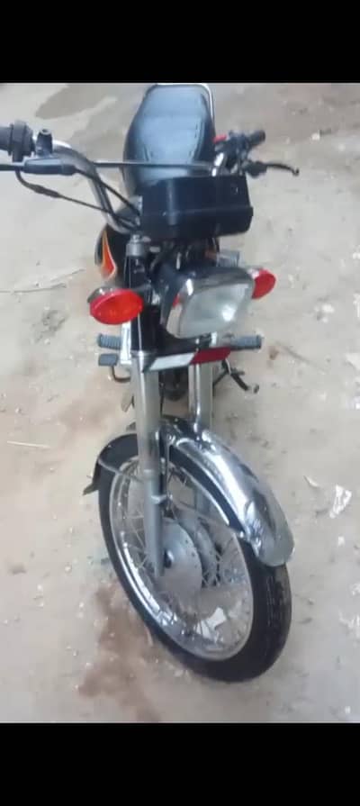 united us black 125