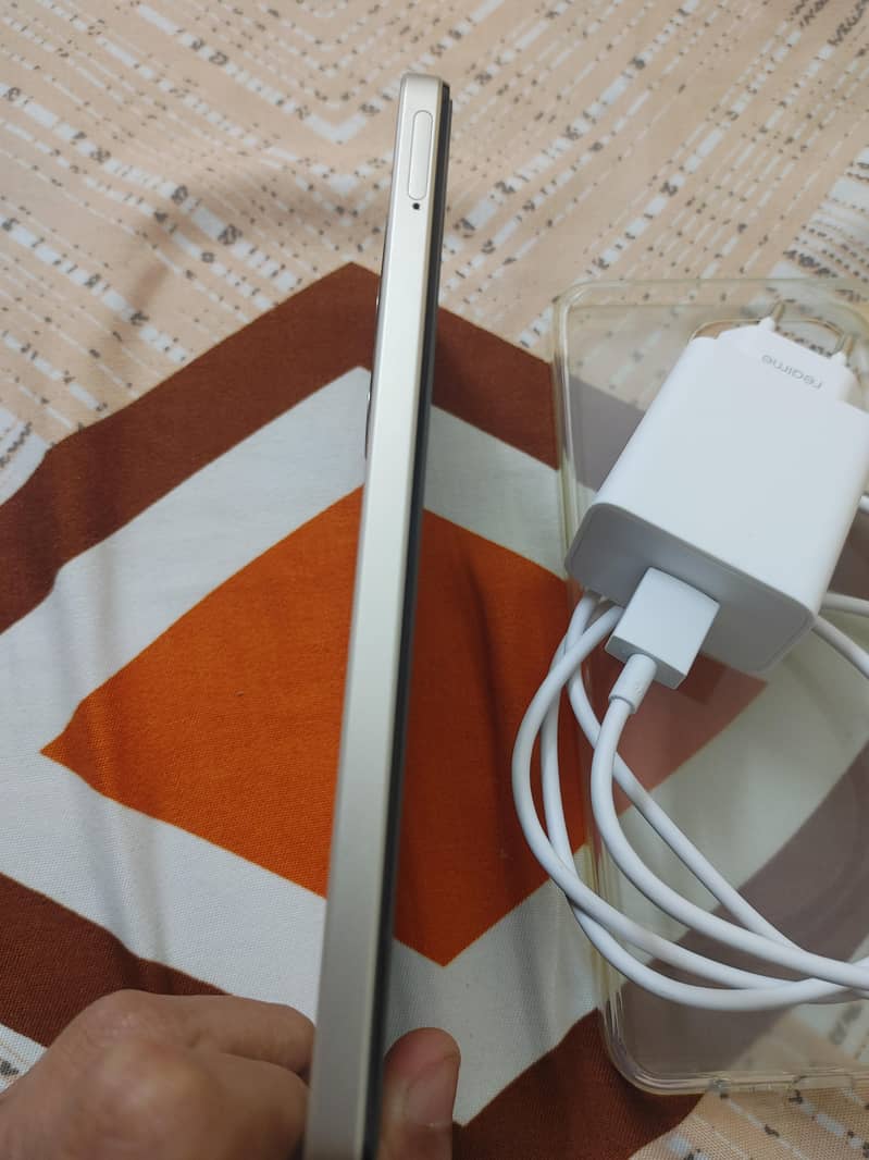 Realme Note 70 4