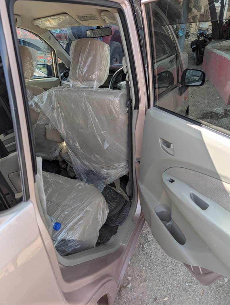 Daihatsu Move 2014 11