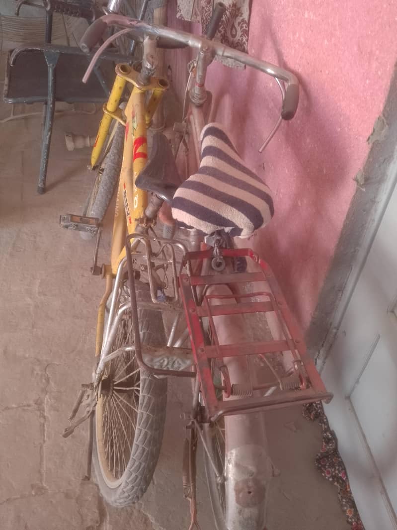 بچوں کی سائیکل 2عدد سیل کے لیے دستیاب ہے 2
