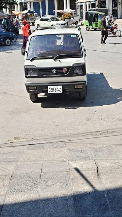 Suzuki Ravi 2012