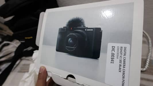 Canon PowerShot V1 Vlogging