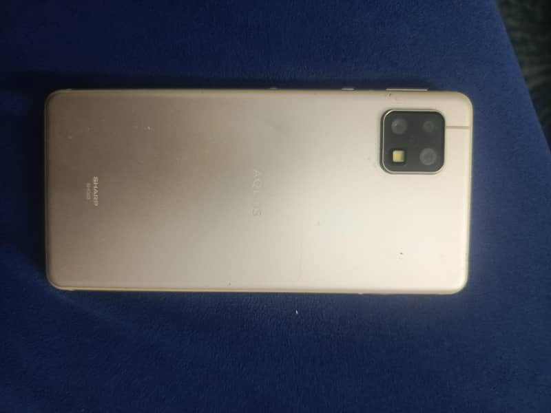 Sharp Aquos Sense 0