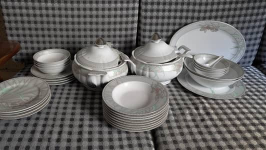 Dinner set + Tea set full Gold Collection
