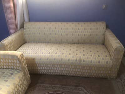 5-Seater Sofa Set in Good Condition – Urgent Sale