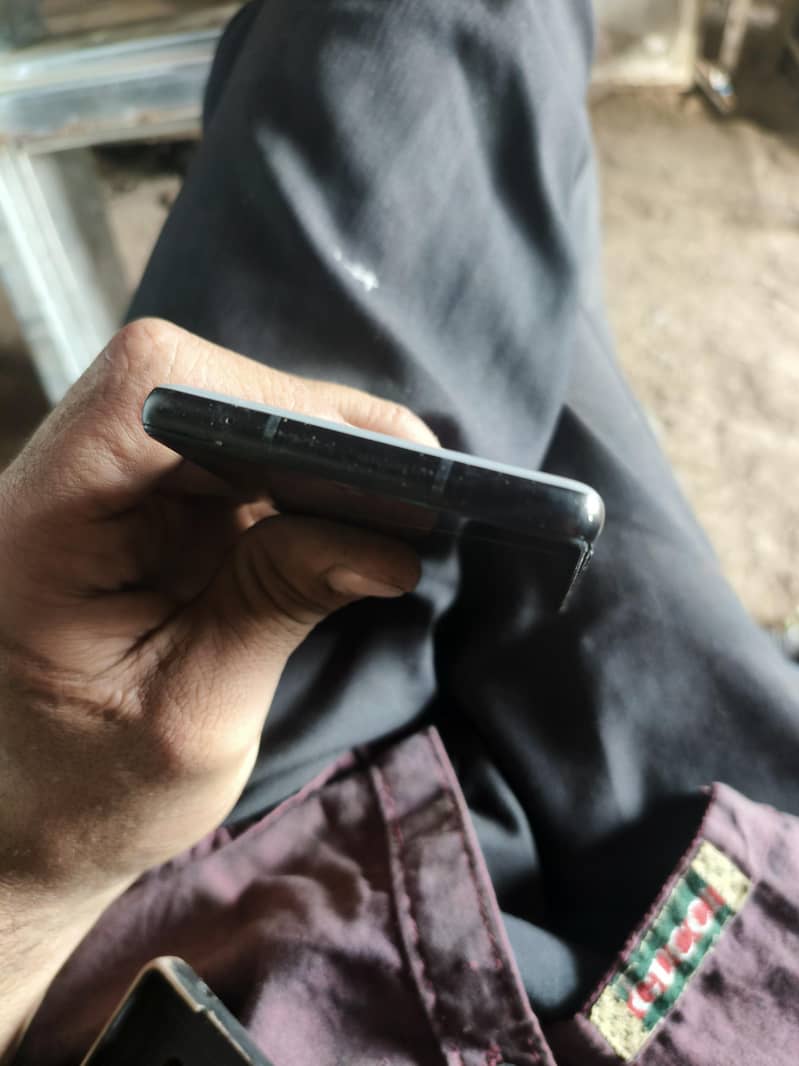 Google Pixel 6a 3