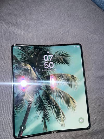 SAMSUNG Z FOLD 4 IN MINT CONDITION