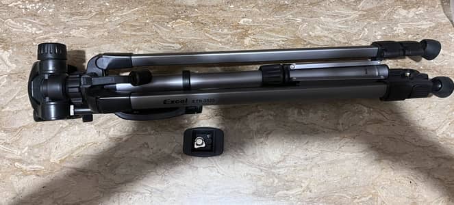 Excel ETR-3520 Camera Tripod – Brand New / Unused
