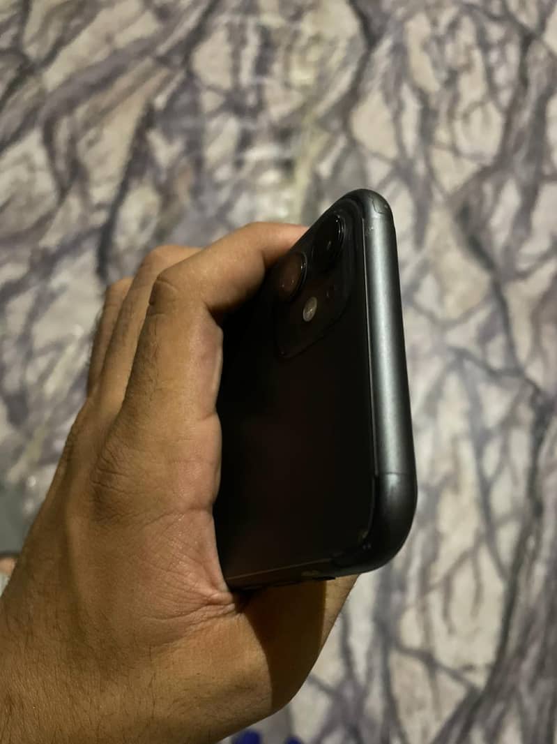Apple iPhone 11 2