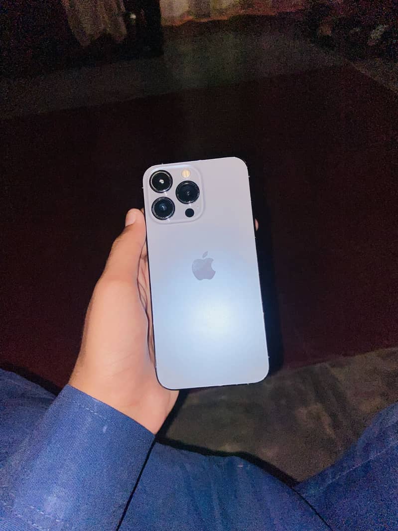 Apple iPhone 13 Pro 6
