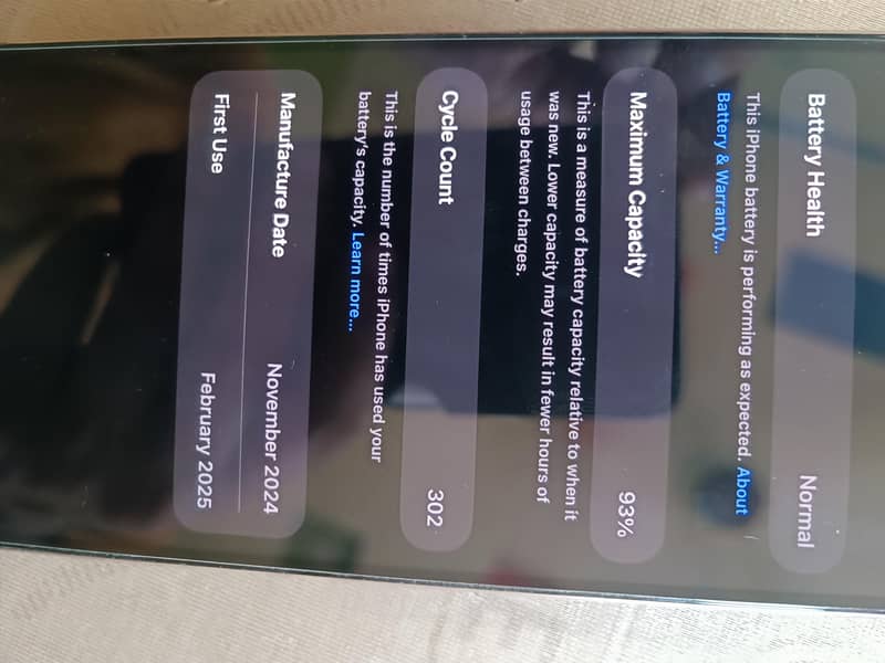 iPhone 16 Pro Max 1