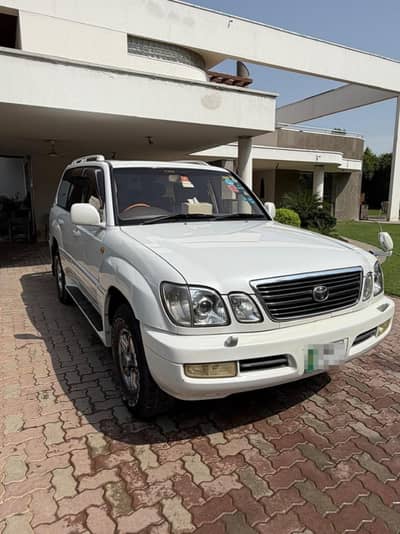 Toyota Land Cruiser Cygnus 50th Anniversary Edition – 2001 / 2003