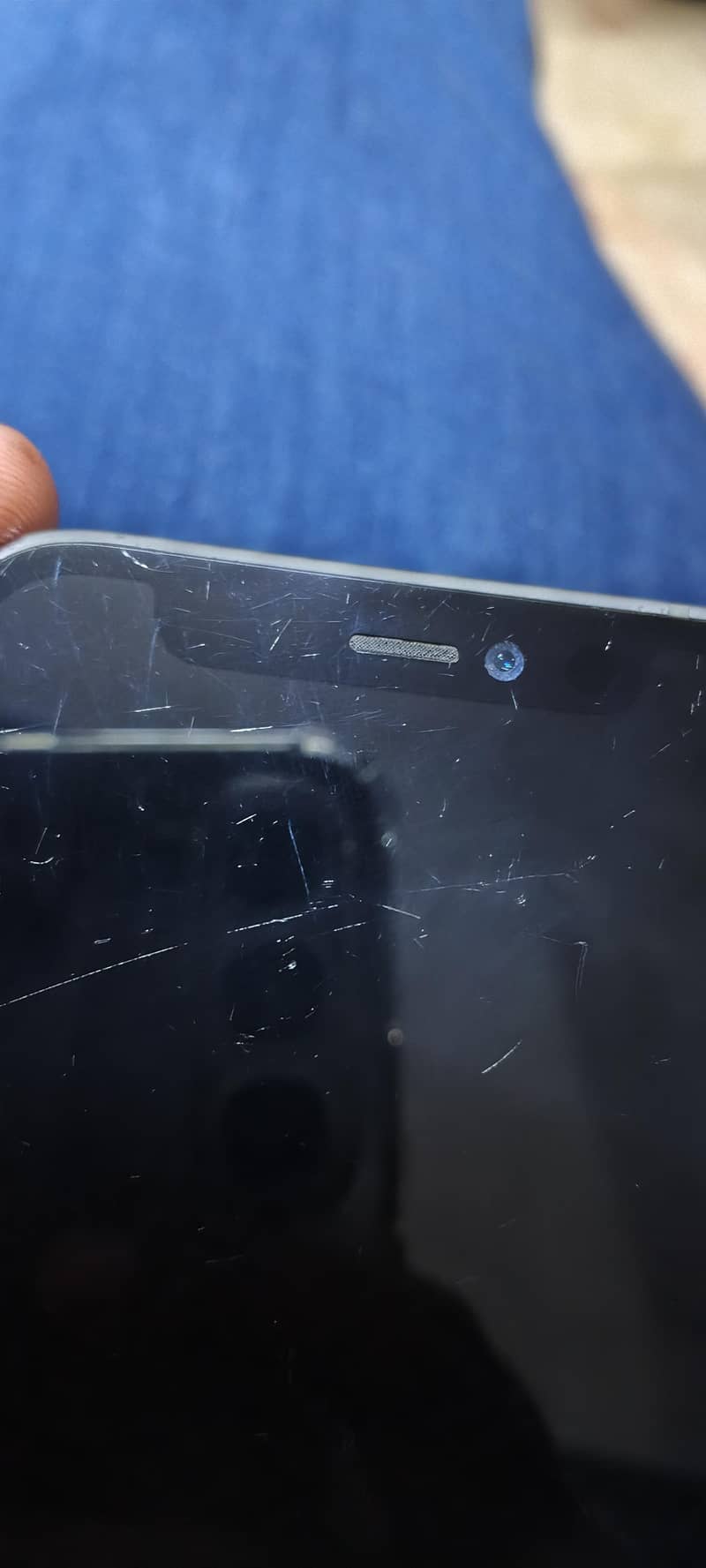 Apple iPhone 12 mini 6