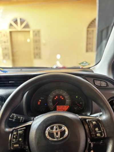 Toyota Vitz 2017