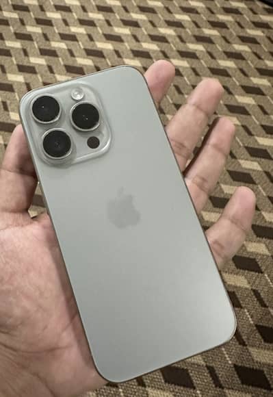 Apple iPhone 15 Pro