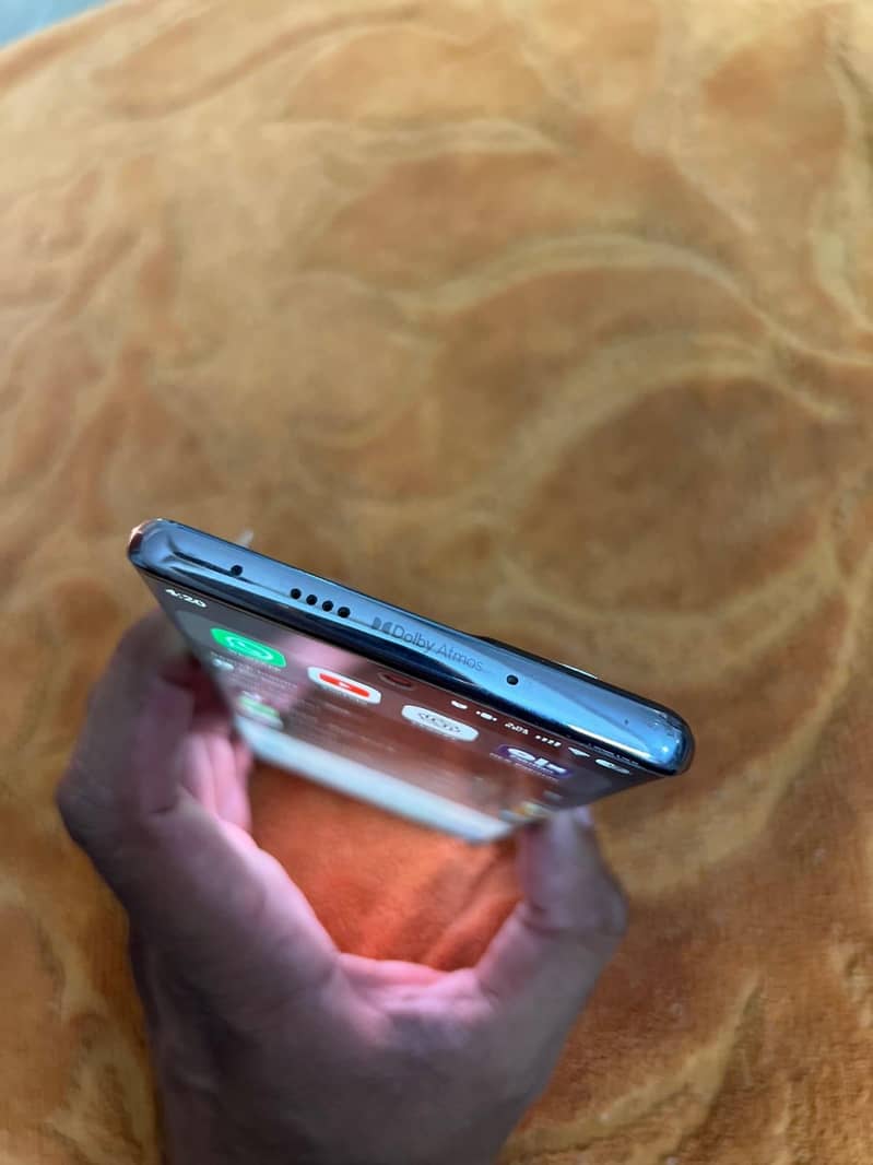 Tecno CAMON 40 Pro 6