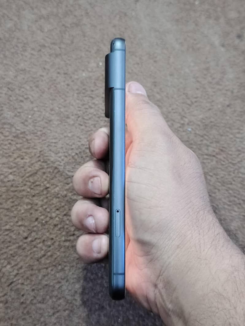 Google Pixel 8 6