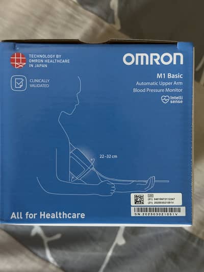 OMRON M1 Basic Automatic Upper Arm Blood Pressure Monitor Brand New